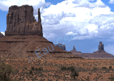"Monument Valley", site rendu célèbre par les nombreux westerns qui y ont été tournés